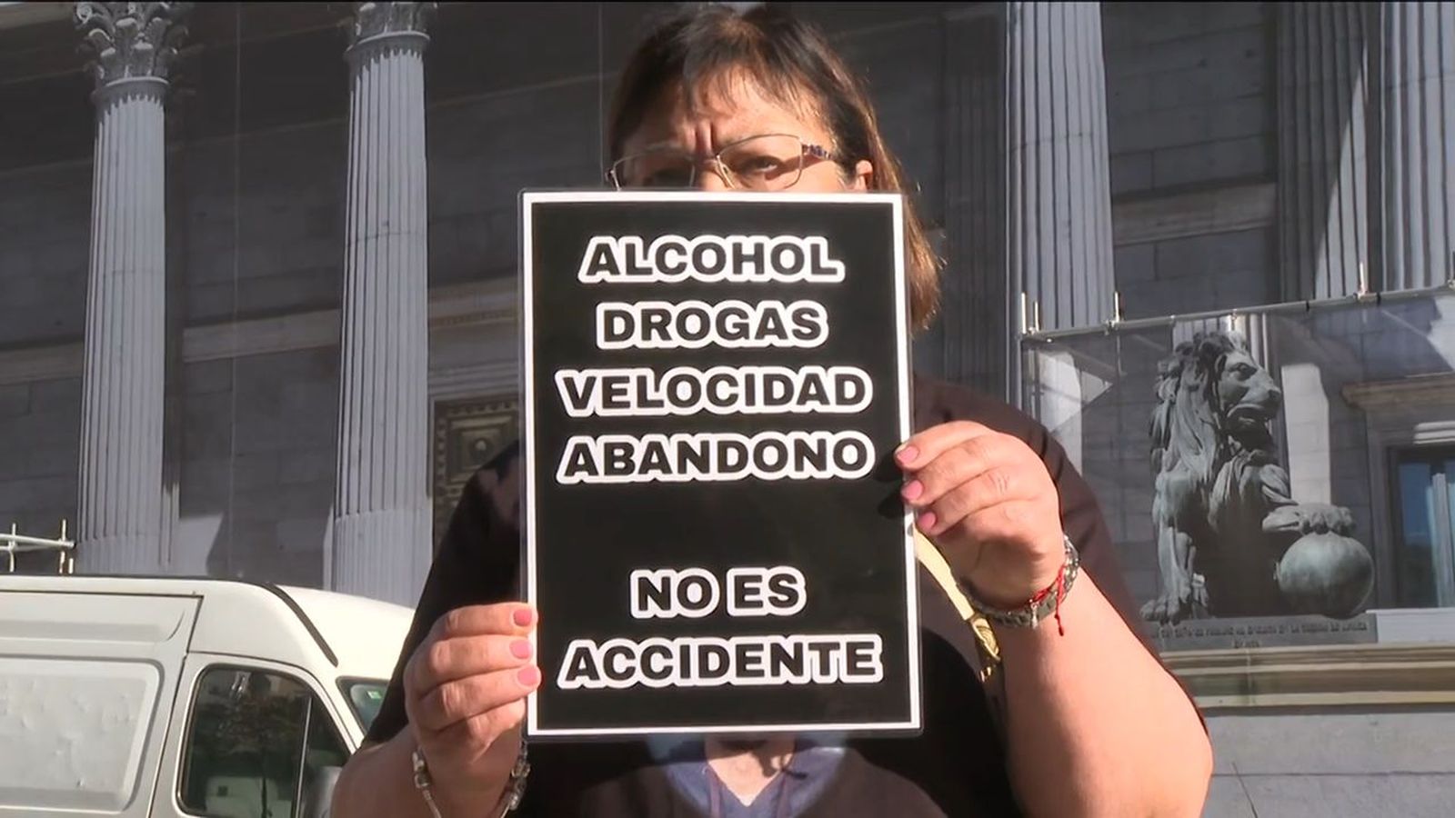 Firmas en el Congreso por una mayor seguridad vial