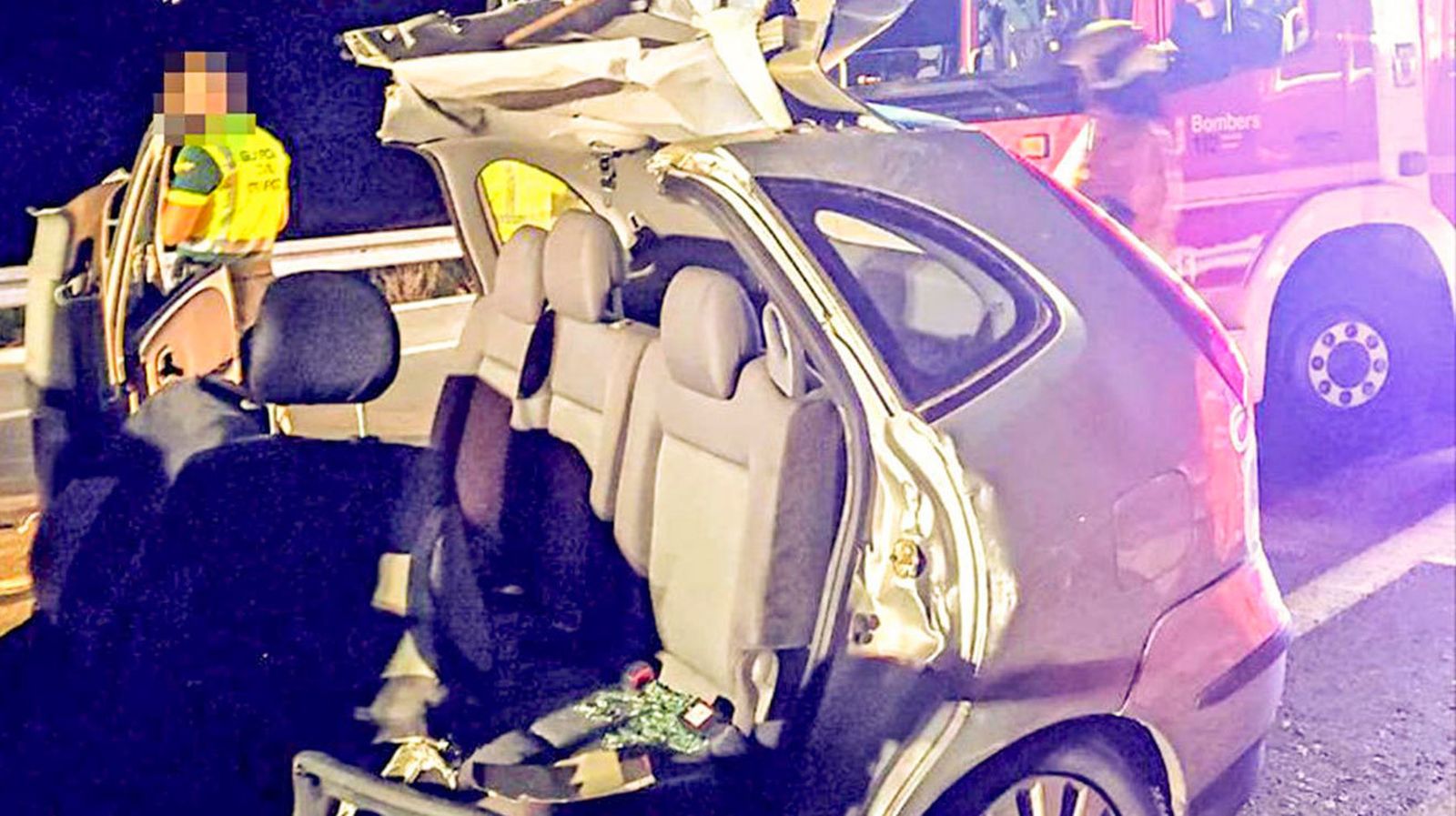 Asesina a su pareja a puñaladas y después muere al estrellarse contra un camión