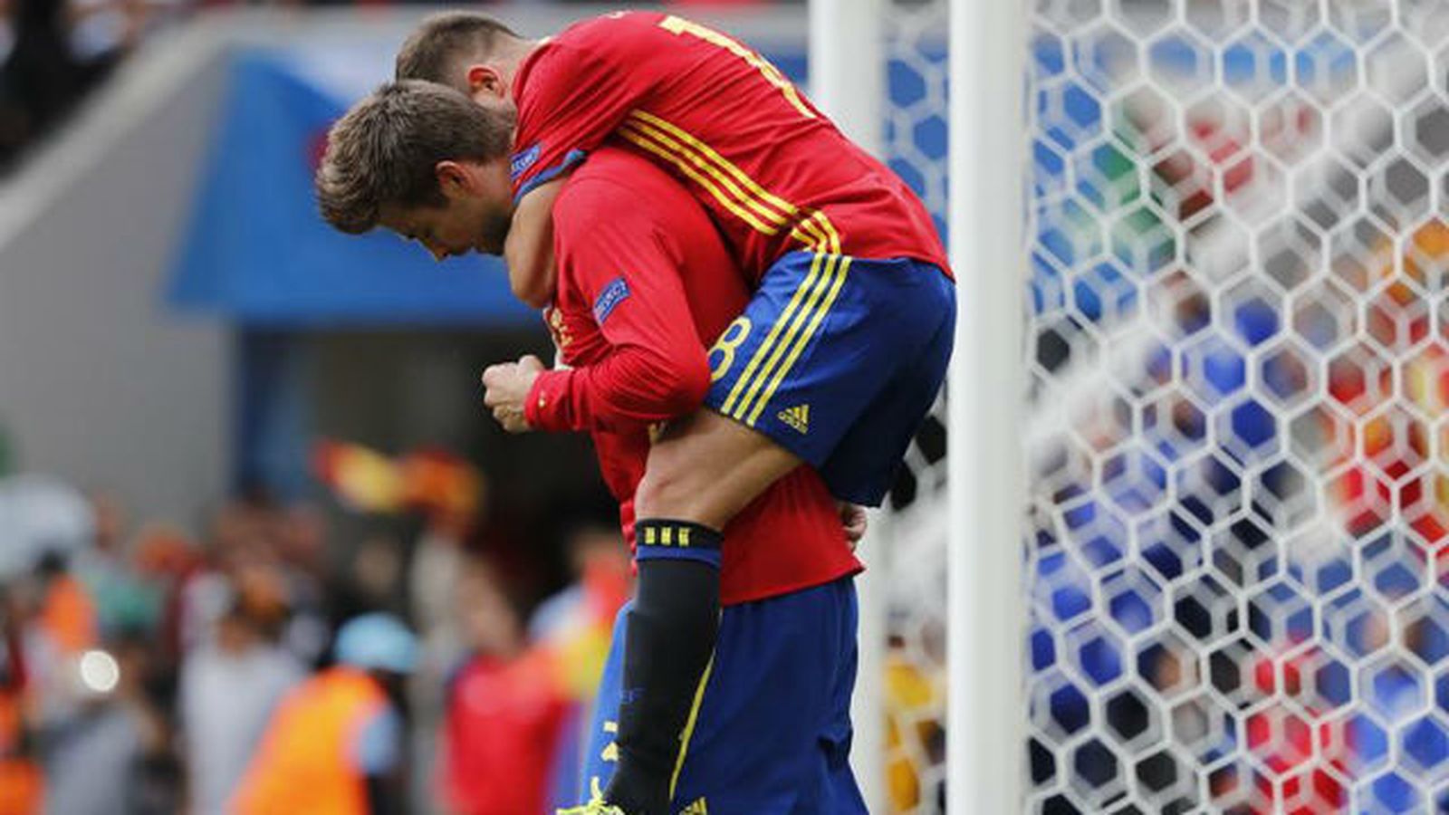 Gerard Piqué y Sergio Ramos