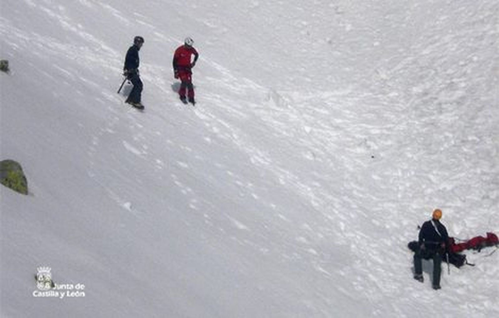 Los tres montañeros fallecidos ayer en Gredos procedían de Madrid