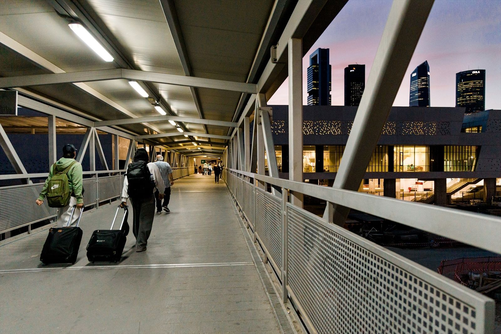 Fachada de la estación de Chamartín-Clara Campoamor