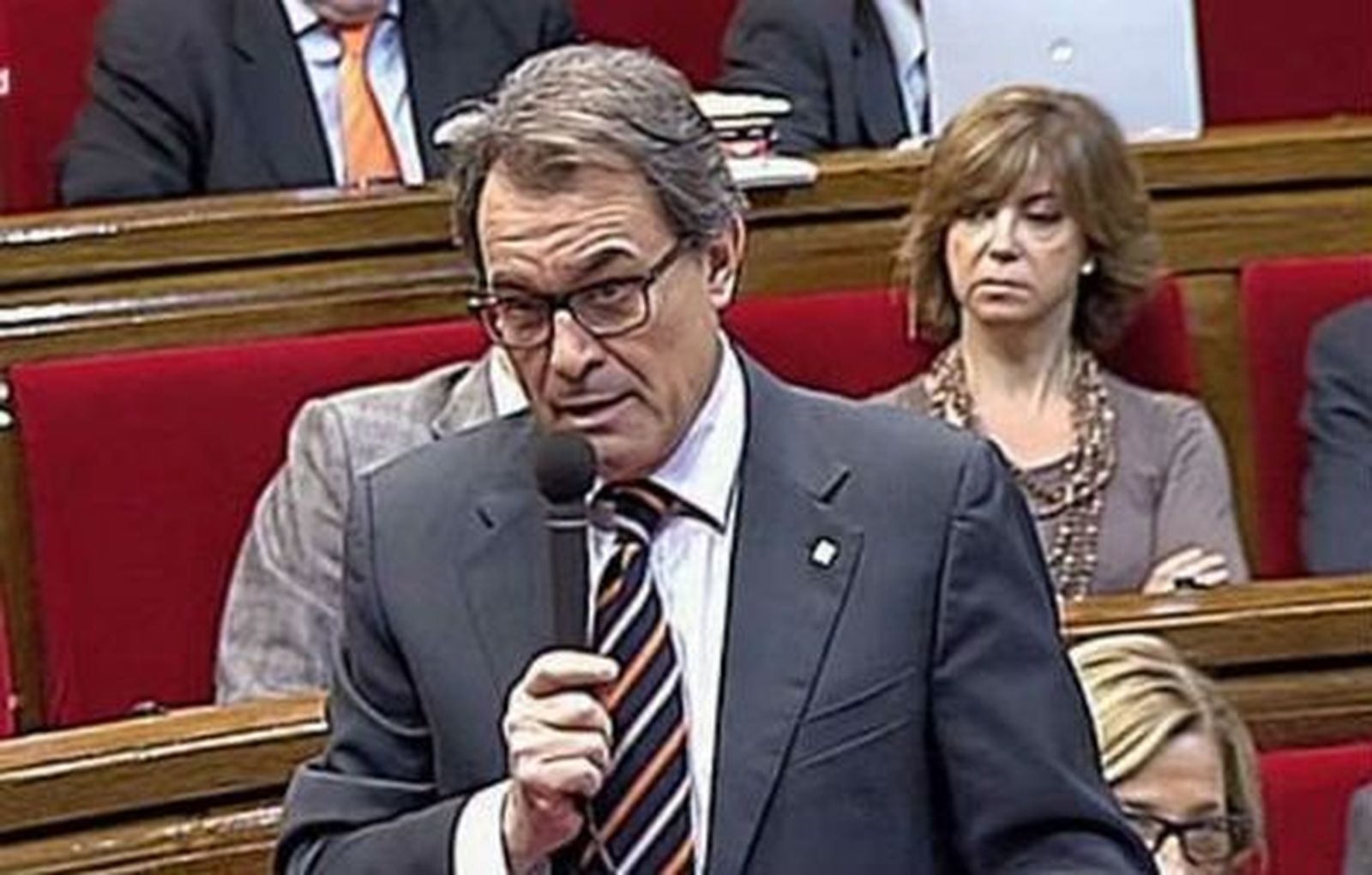 Mas "sacará las urnas" el 9N pese al "menosprecio" del PP a la consulta