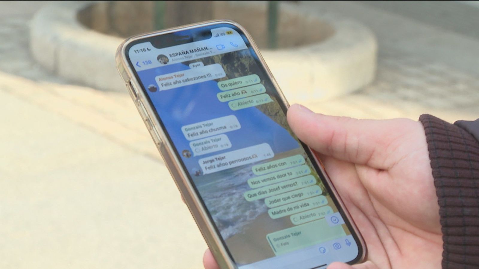Cambian las formas de felicitarnos: más WhatsApp y menos llamadas