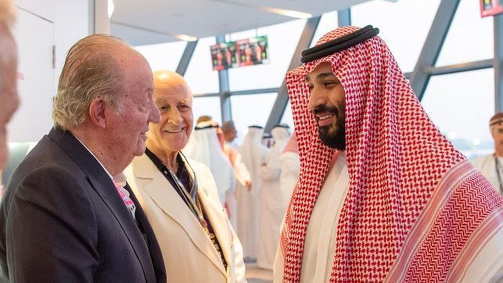 Rey Juan Carlos con el príncipe heredero saudí