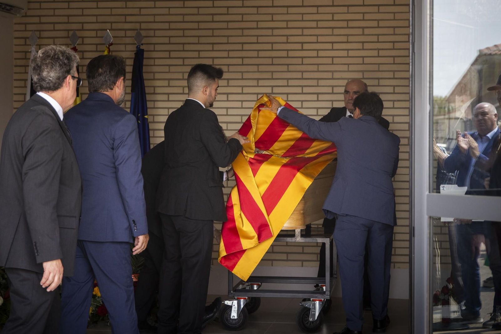 Aragón despide al expresidente del Gobierno autonómico, Javier Lambán en Ejea, su localidad natal