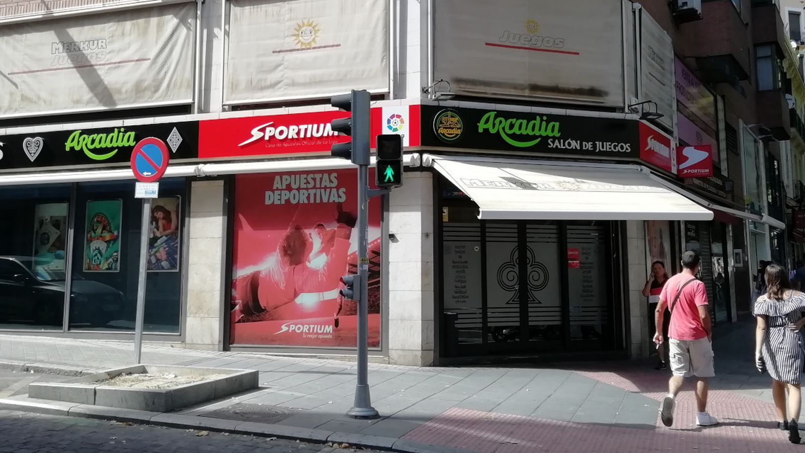 Local de apuestas en un barrio de Madrid