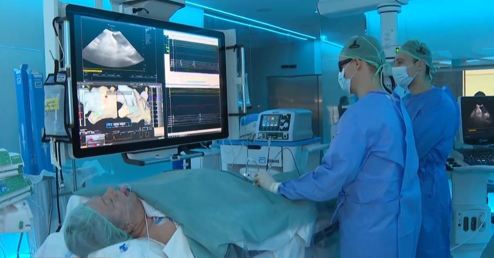 El Hospital Clínico San Carlos, el primero en el mundo en operar el corazón con navegadores 3D