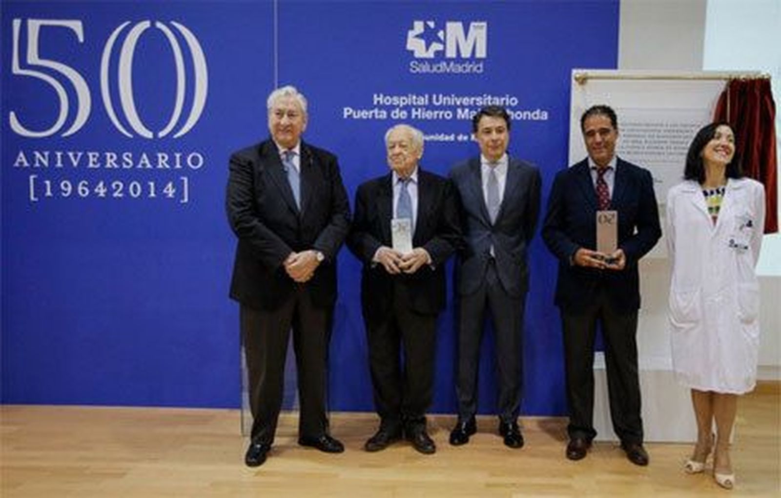 González celebra los 50 Años del hospital Puerta de Hierro