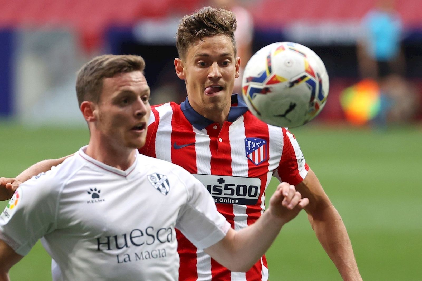 Marcos Llorente ante el Huesca