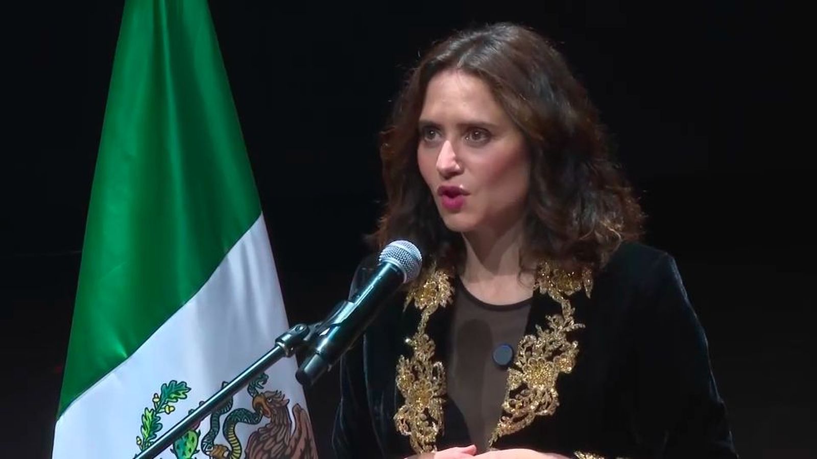 Ayuso adelanta su regreso de México por el "clima de boicot" de Sheinbaum