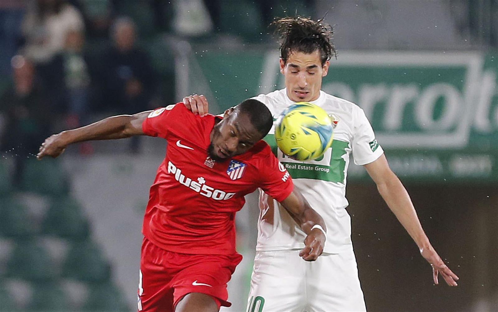 Kondogbia ante el Elche