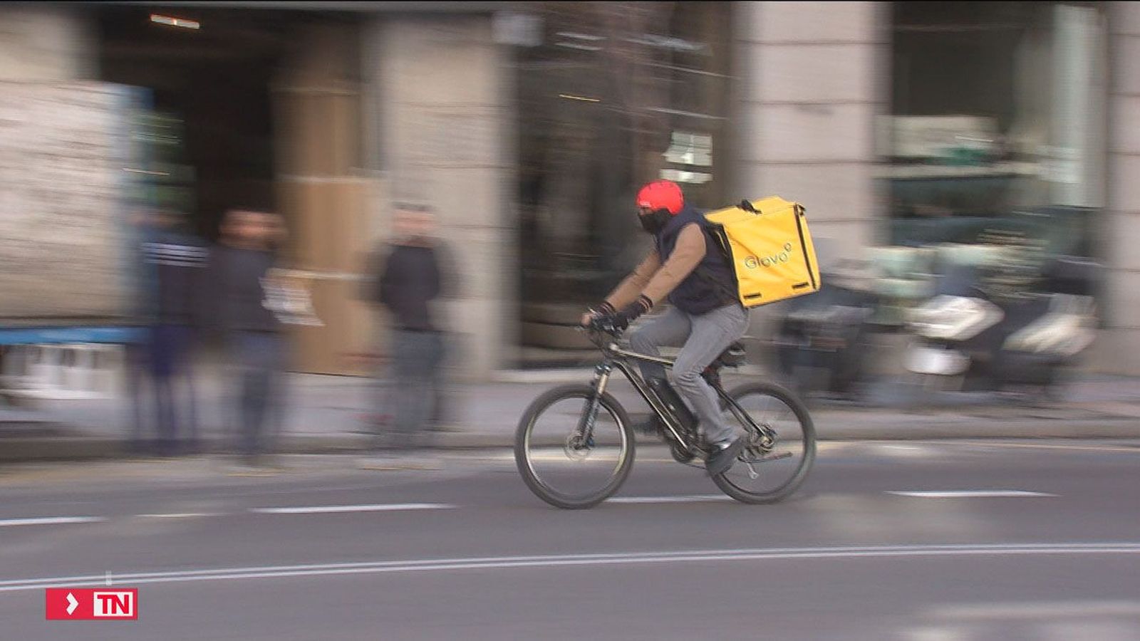 El Tribunal Superior de Justicia califica a los repartidores de Glovo como falsos autónomos