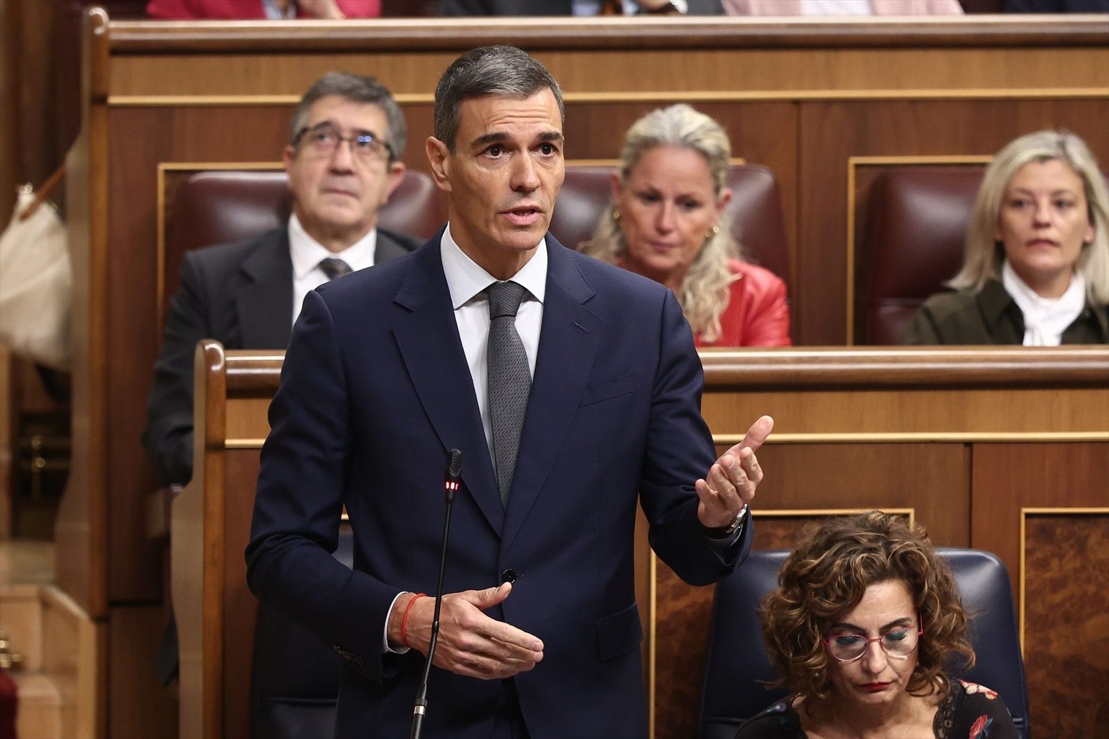 Sánchez evita contestar sobre corrupción a Feijóo porque "hoy es el día de las víctimas de la DANA"