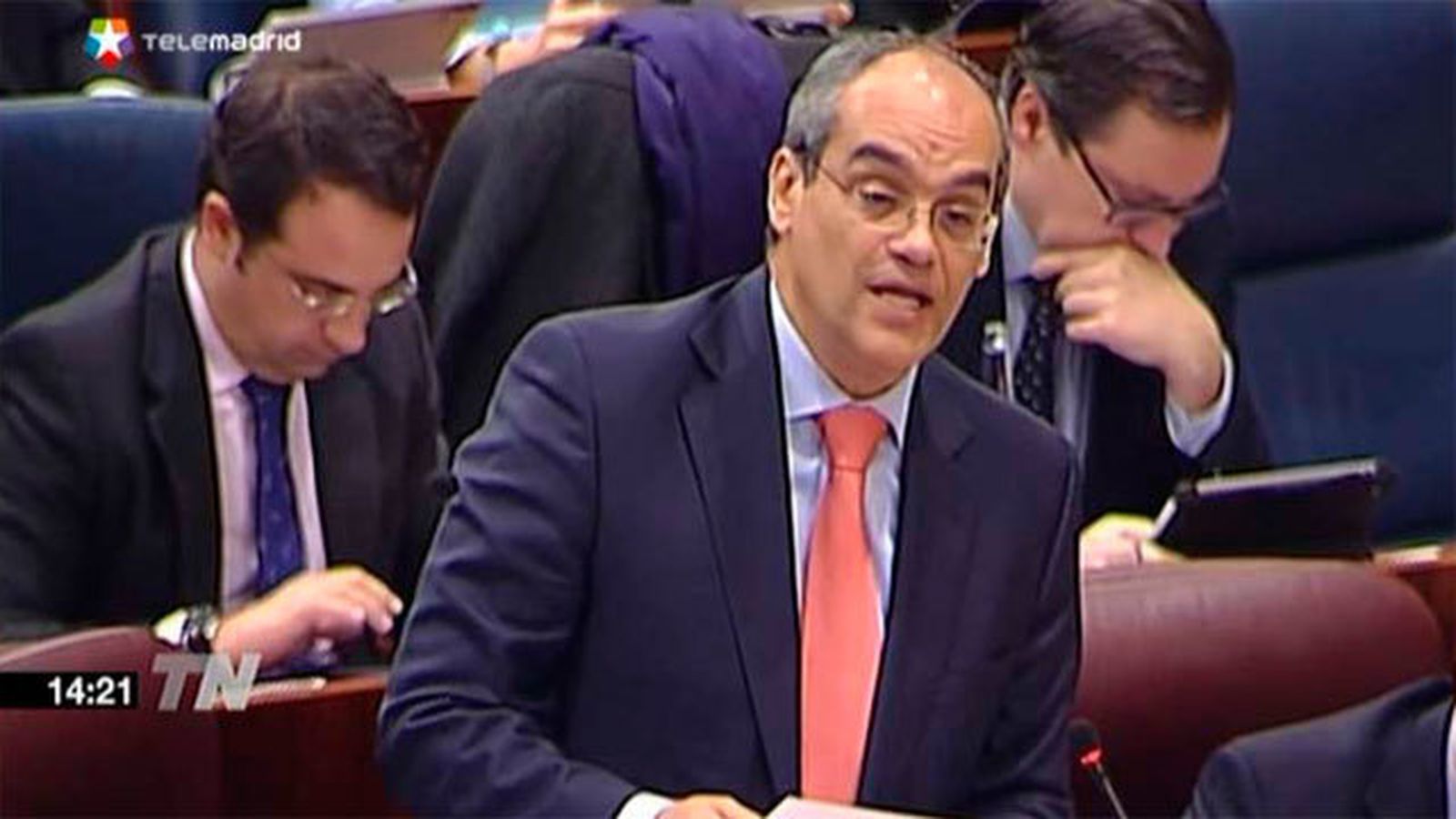 El consejero de Educación, Rafael van Grieken