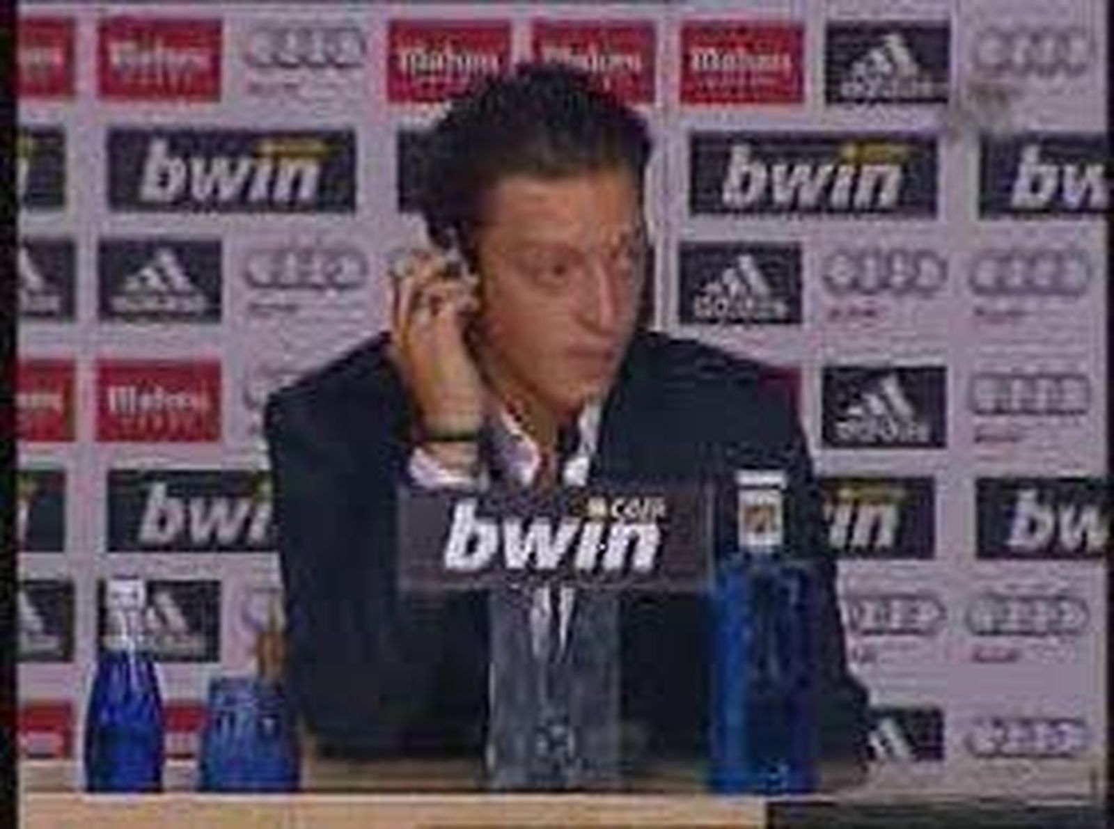 ozil_total_2010818V0.wmv