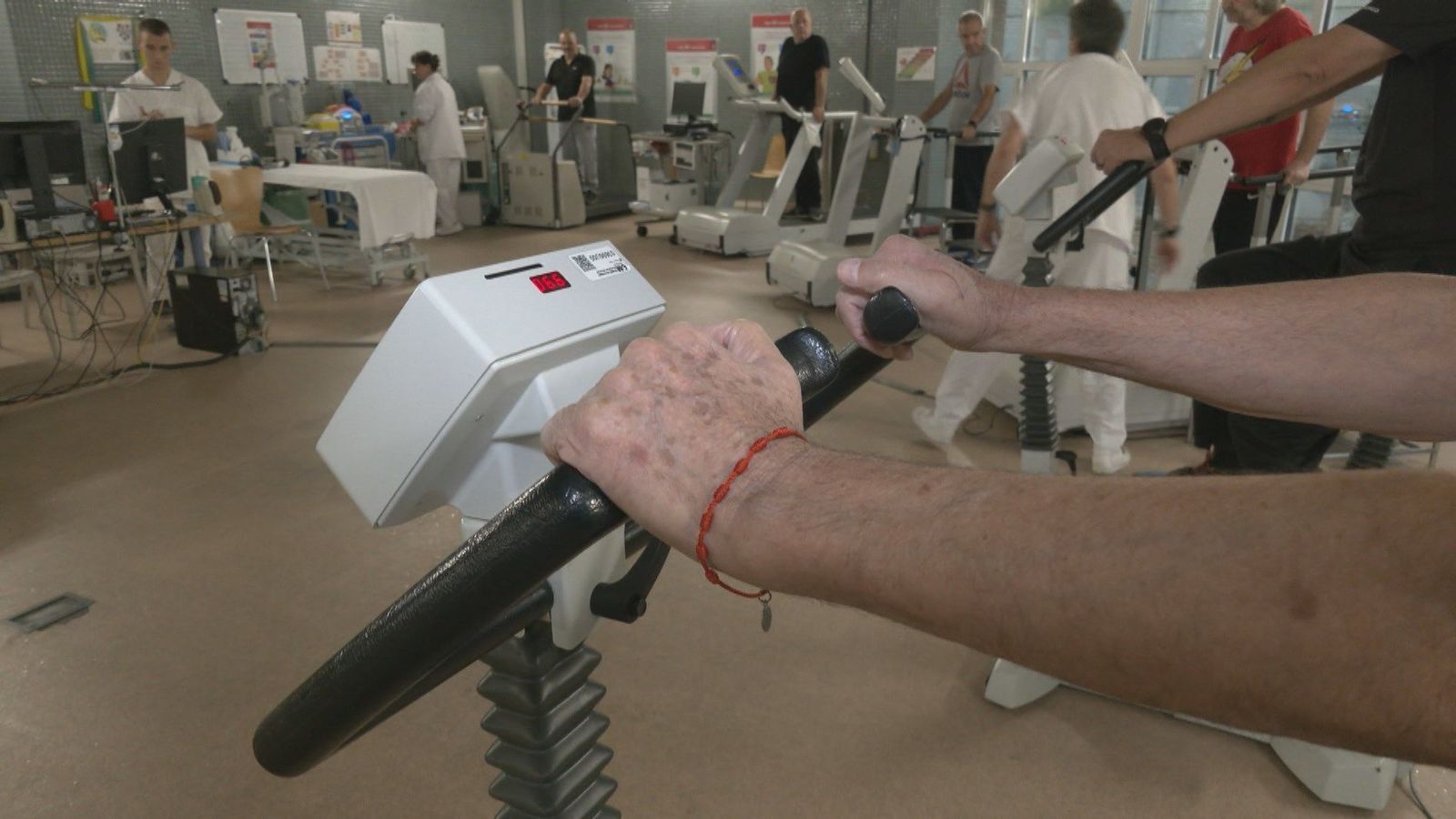 Así funciona la Unidad de Rehabilitación Cardíaca en el hospital de Alcorcón