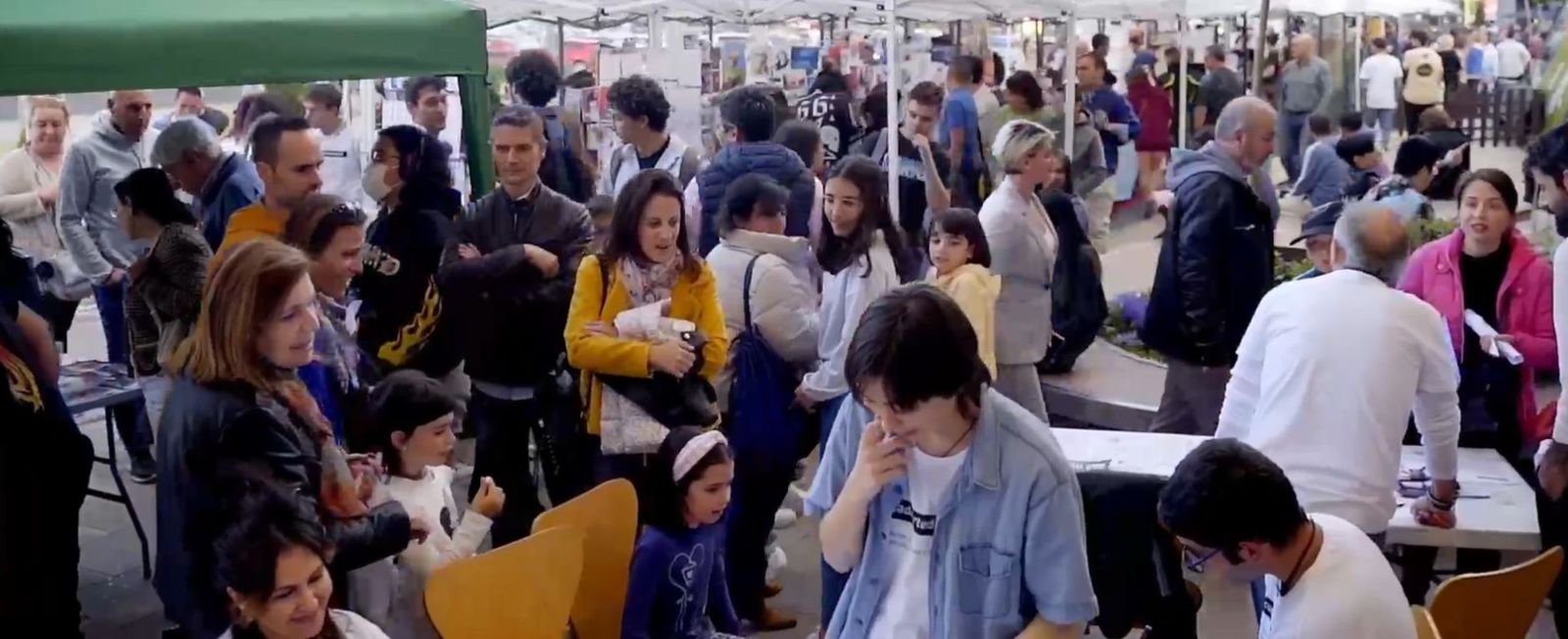 Asistentes a una de las ediciones del Festival Krunch en Alcalá de Henares