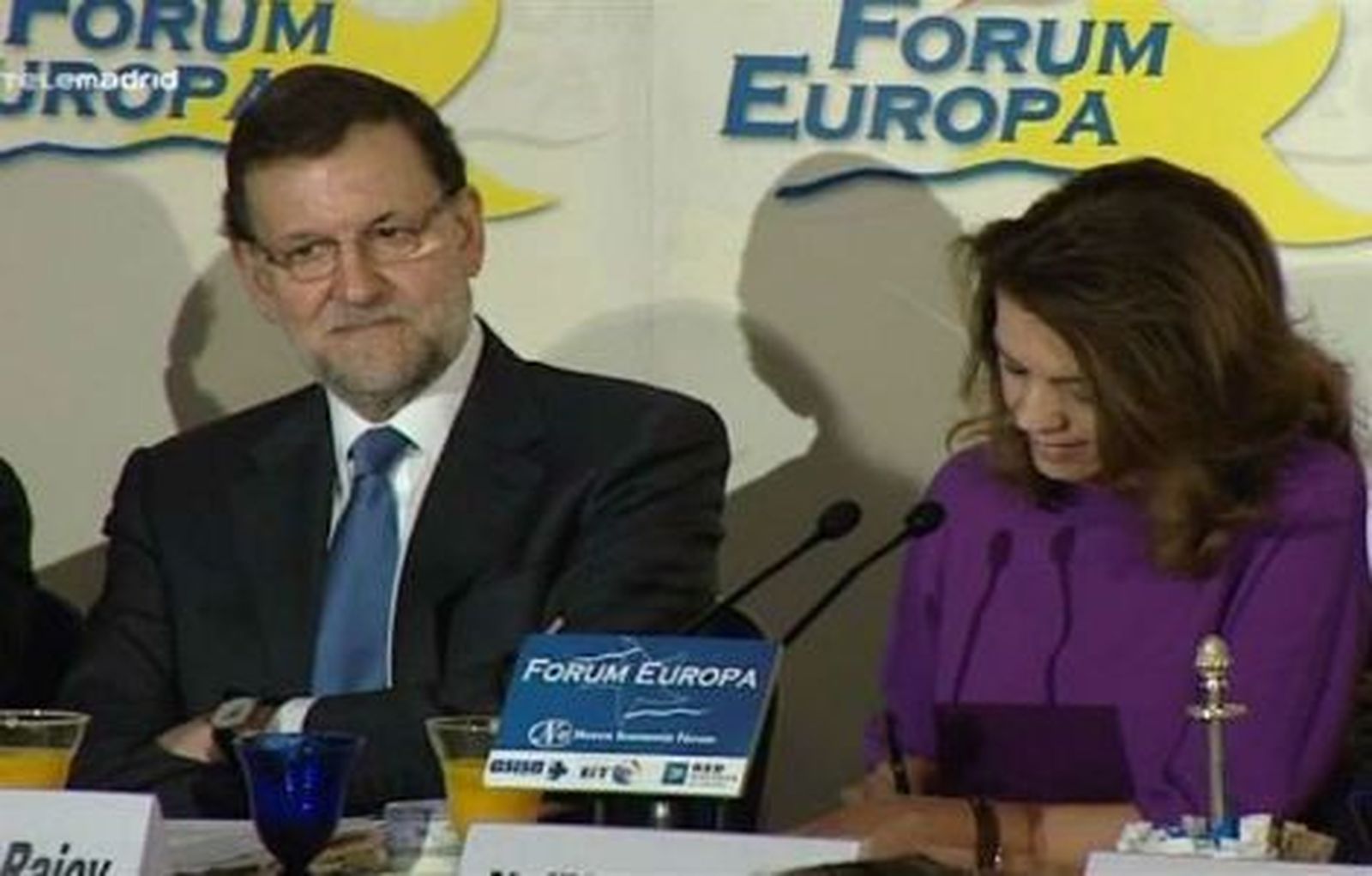 Rajoy ve a Cospedal como "mujer excepcional" y "magnífico ejemplo a seguir"