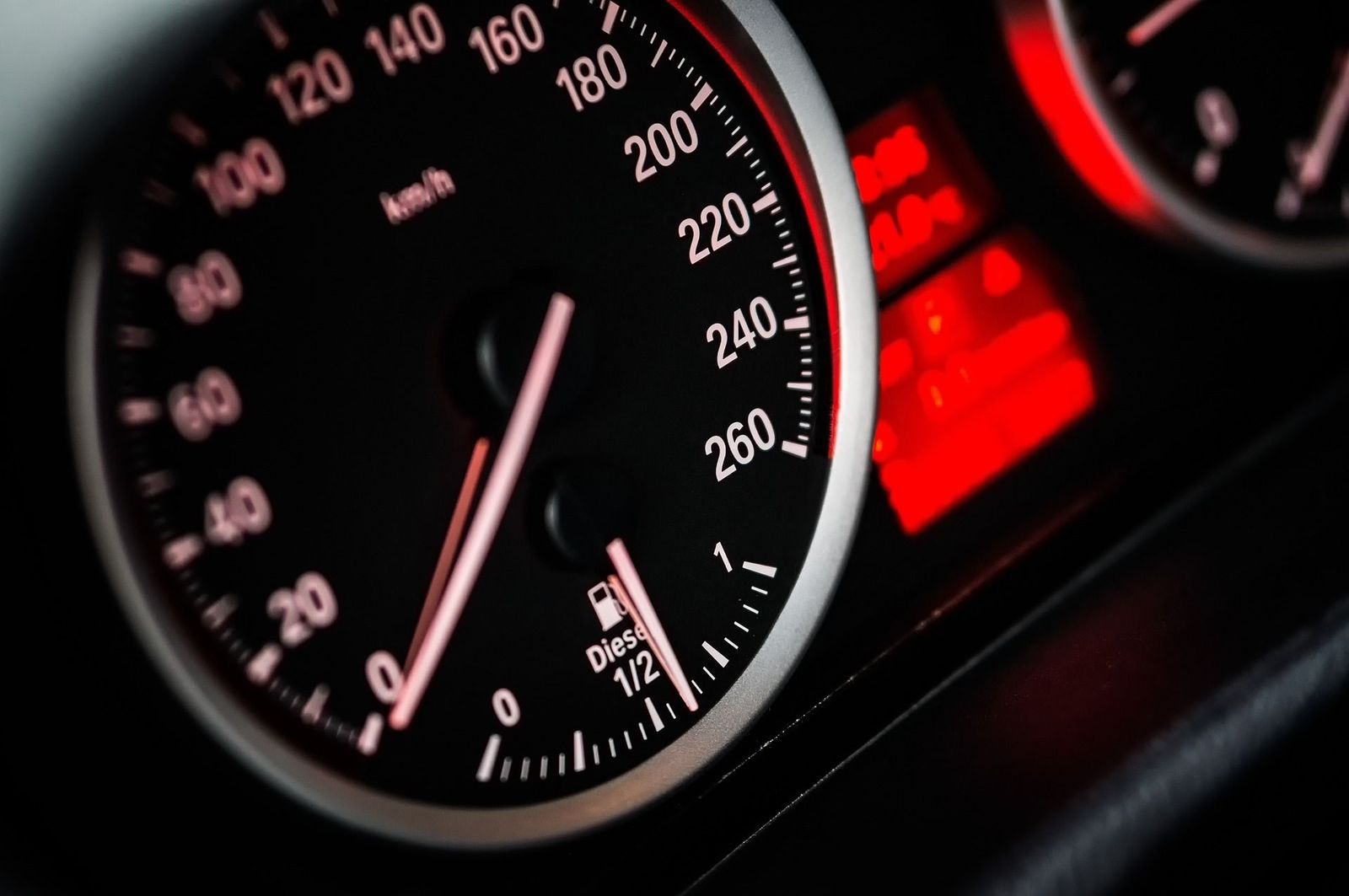 Absuelto el padre acusado por su exmujer de dejar conducir a su hijo de 10 años en Colmenar Viejo