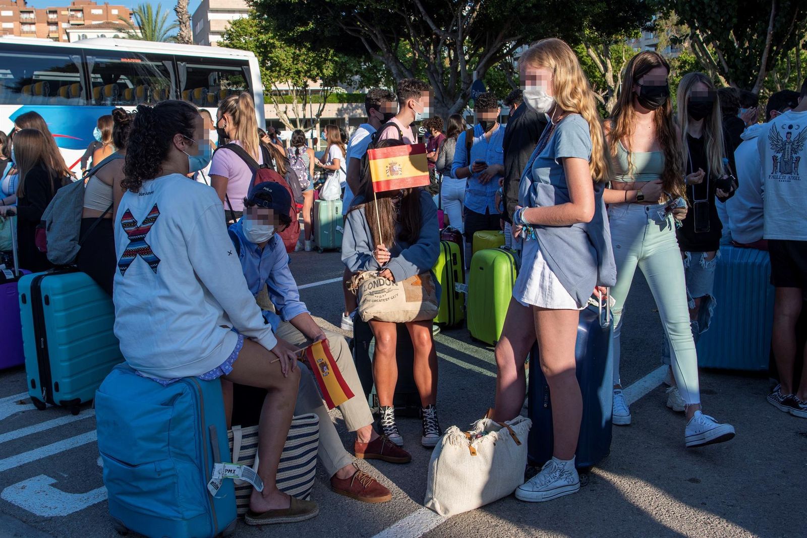 Los 21 estudiantes de Moratalaz confinados en Mallorca regresan en barco