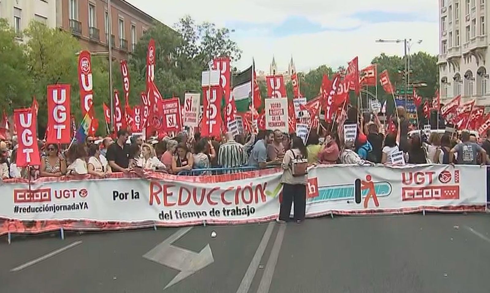 El fracaso en la reducción de la jornada laboral congela más de 300 convenios colectivos