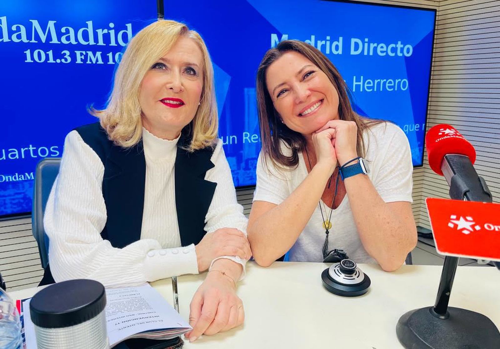 Nieves Herrero y Sara Baras