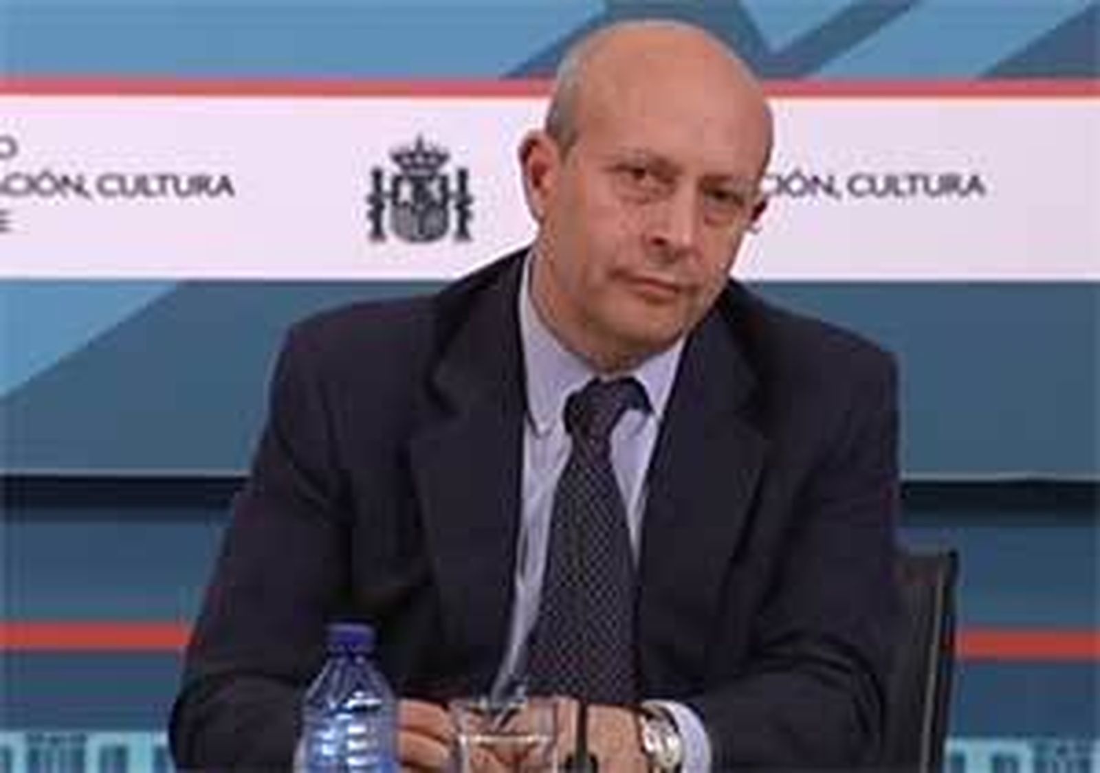 Wert confía en que las tasas universitarias se conozcan en julio