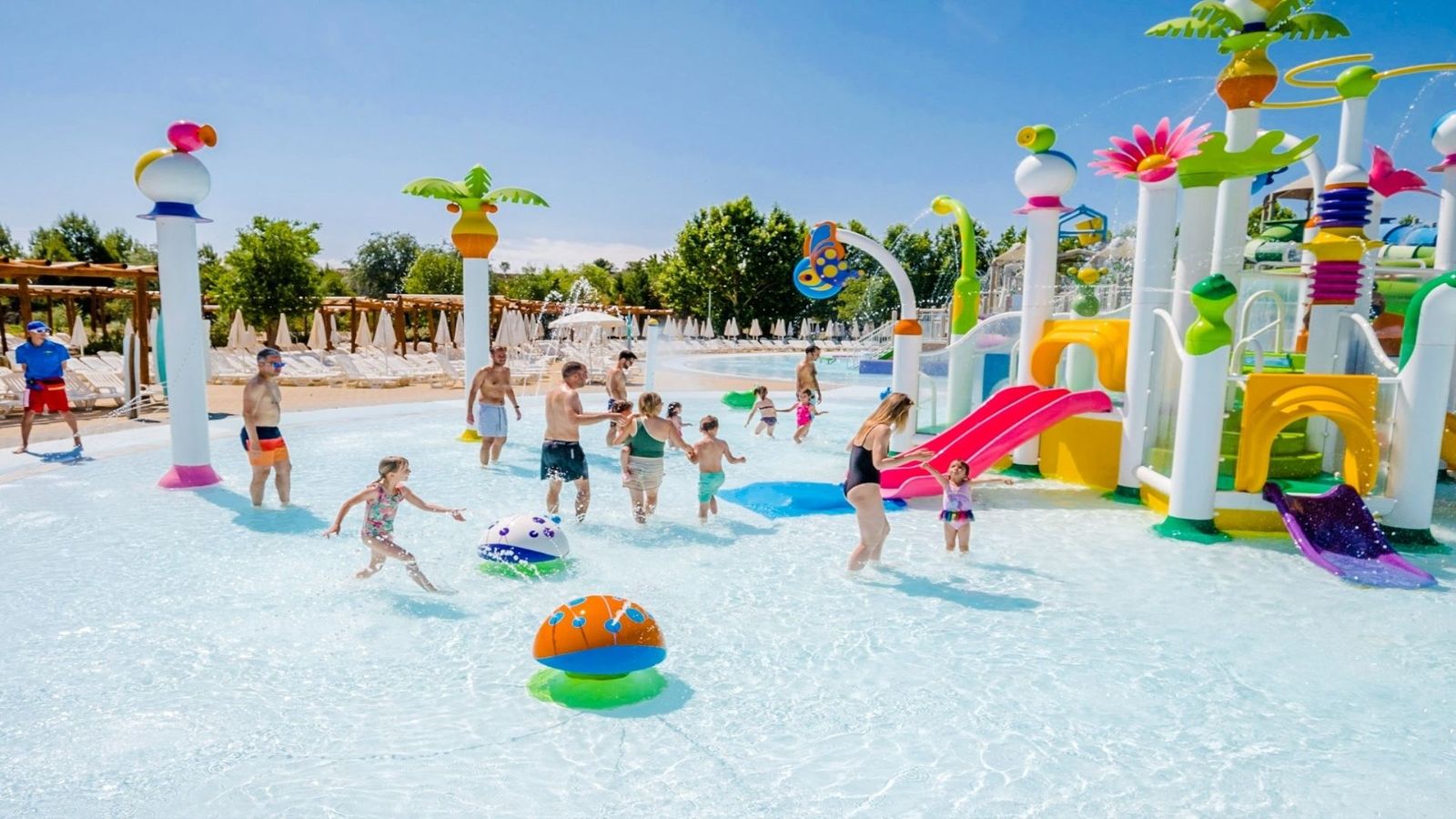 El Parque Warner Beach inaugura su temporada de verano