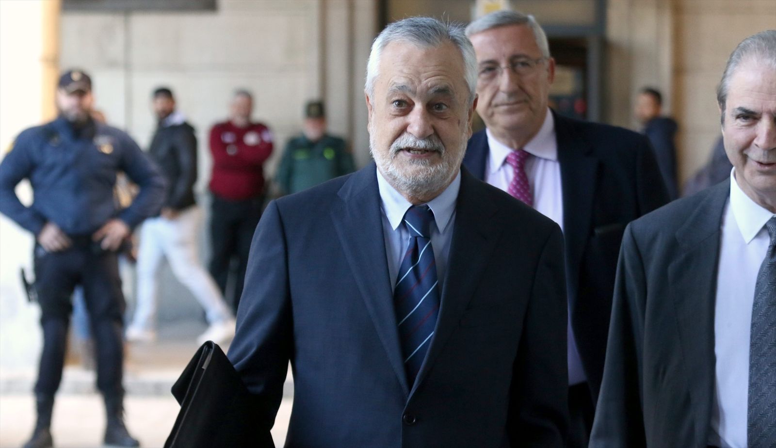 Griñán llega a la Audiencia para declarar en el juicio por los ERE