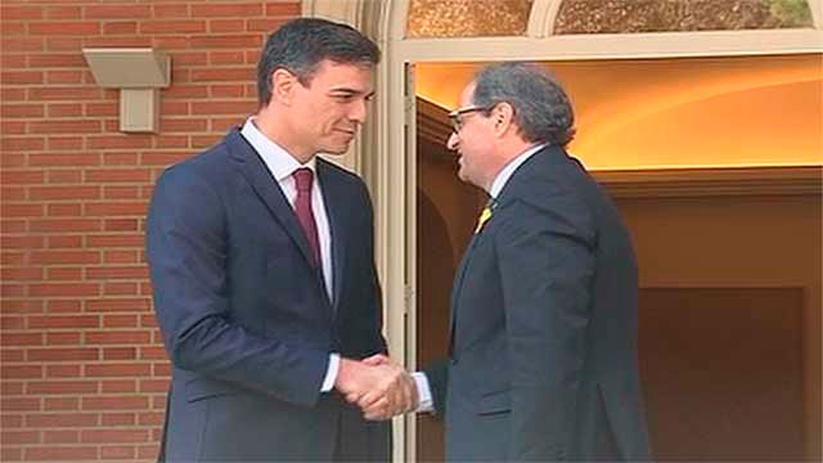 Pedro Sánchez con Quim Torra