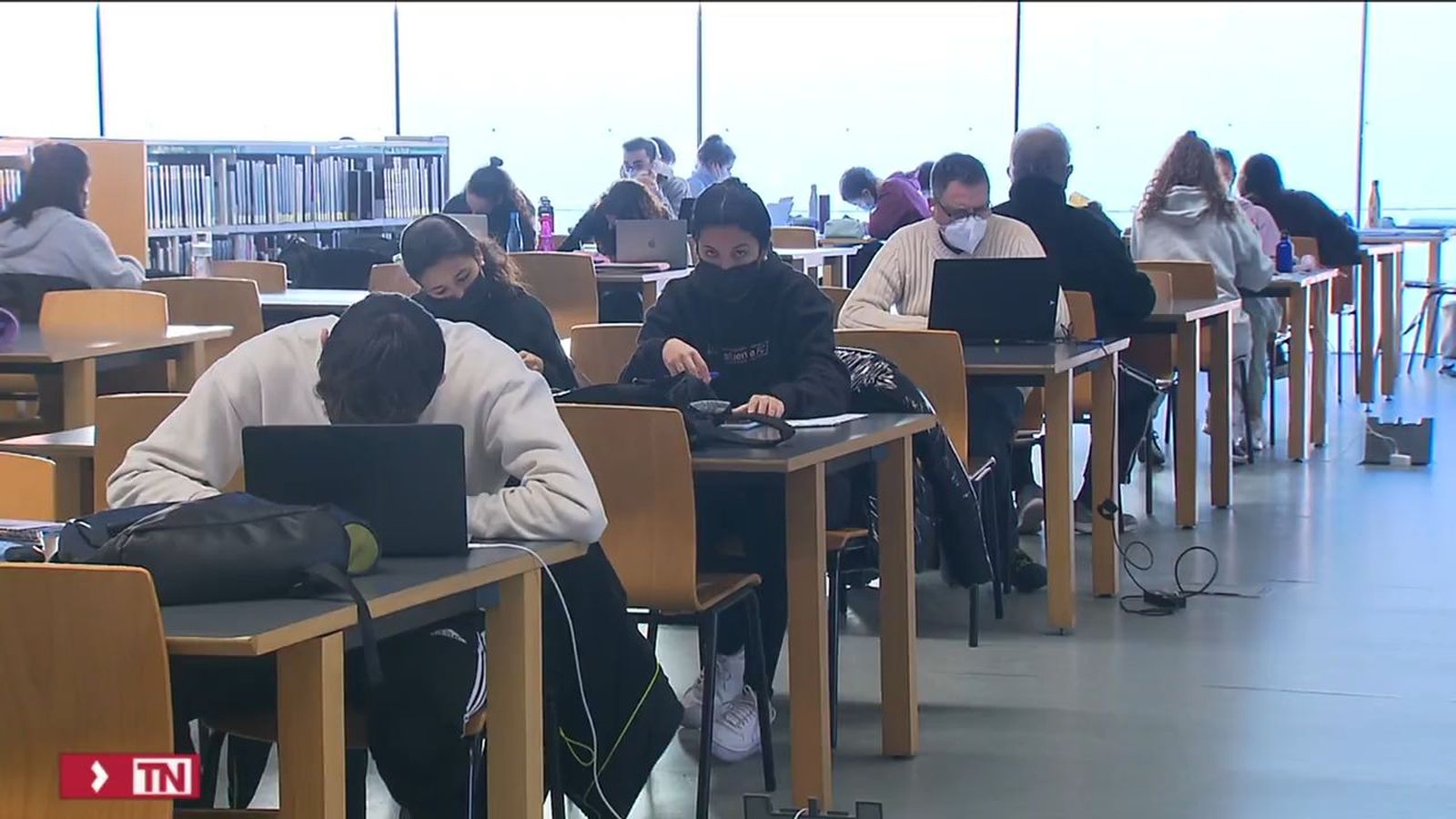 Abren las bibliotecas para estudiar tras la Navidad