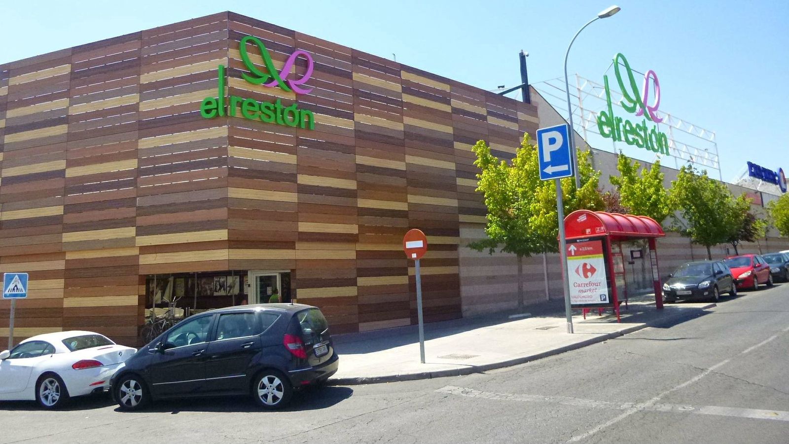 Centro Comercial El Restón