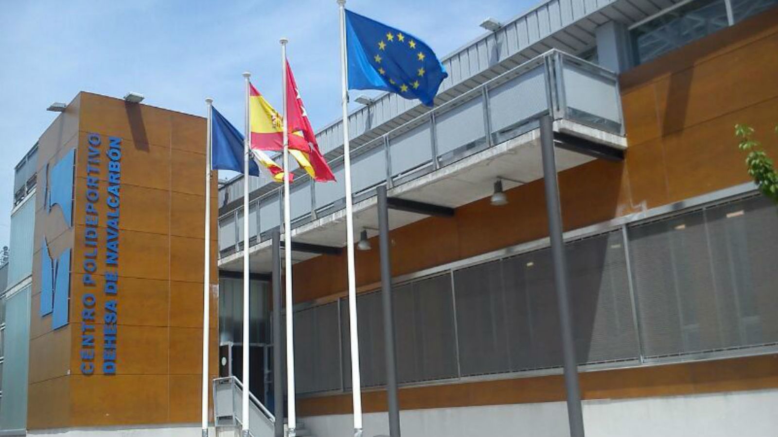 Polideportivo Dehesa de Navalcarbón