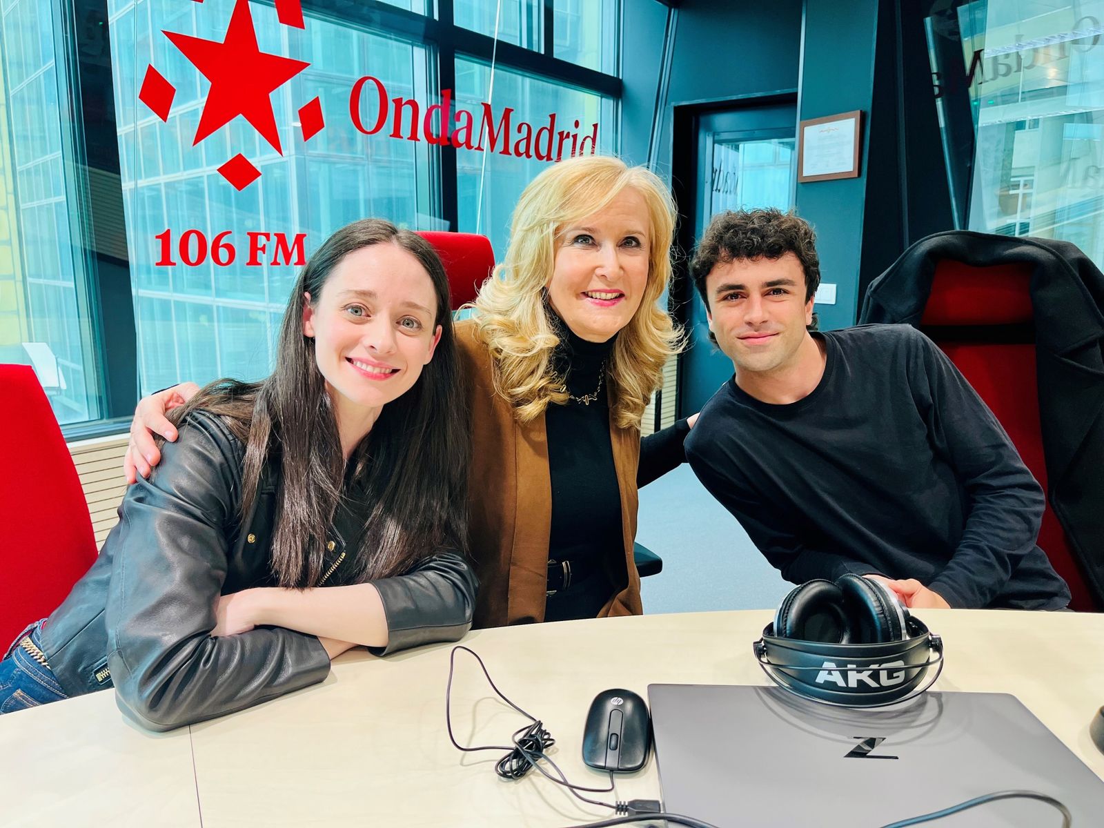 Elena Rivera e Itzan Escamilla