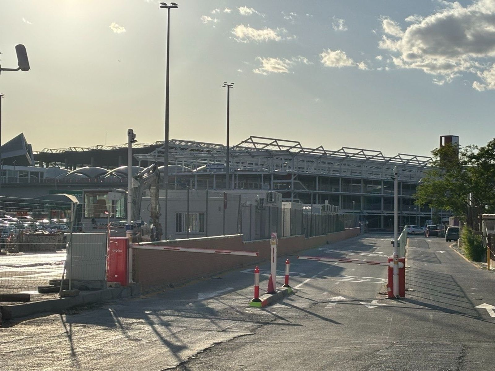 El megaparking de la estación de Atocha que desata las protestas de los vecinos del Retiro