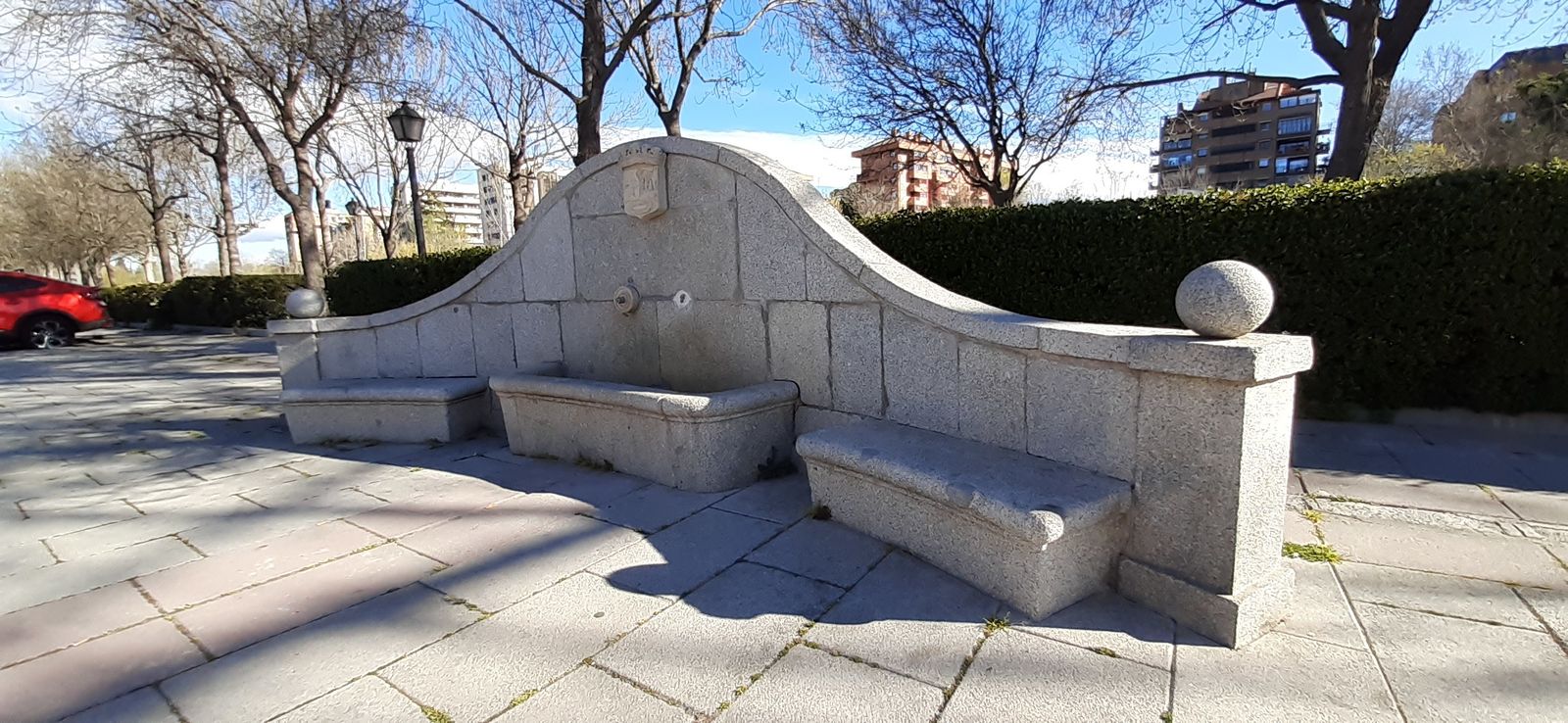 Fuente conmemorativa de las antiguas de La Teja y El Sopapo