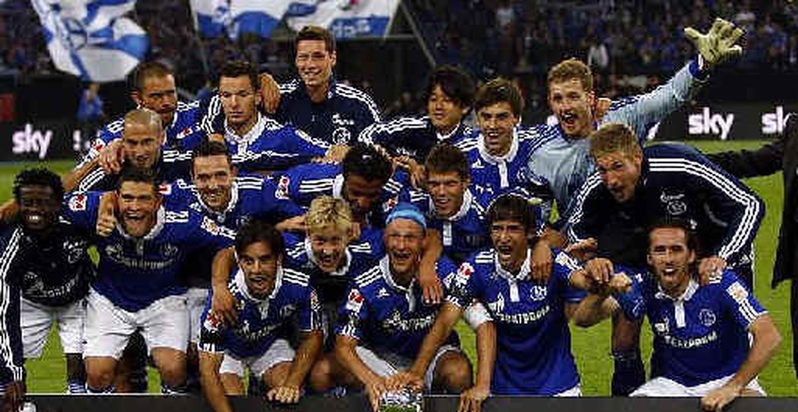 El Schalke de Raúl gana la Supercopa al Borussia