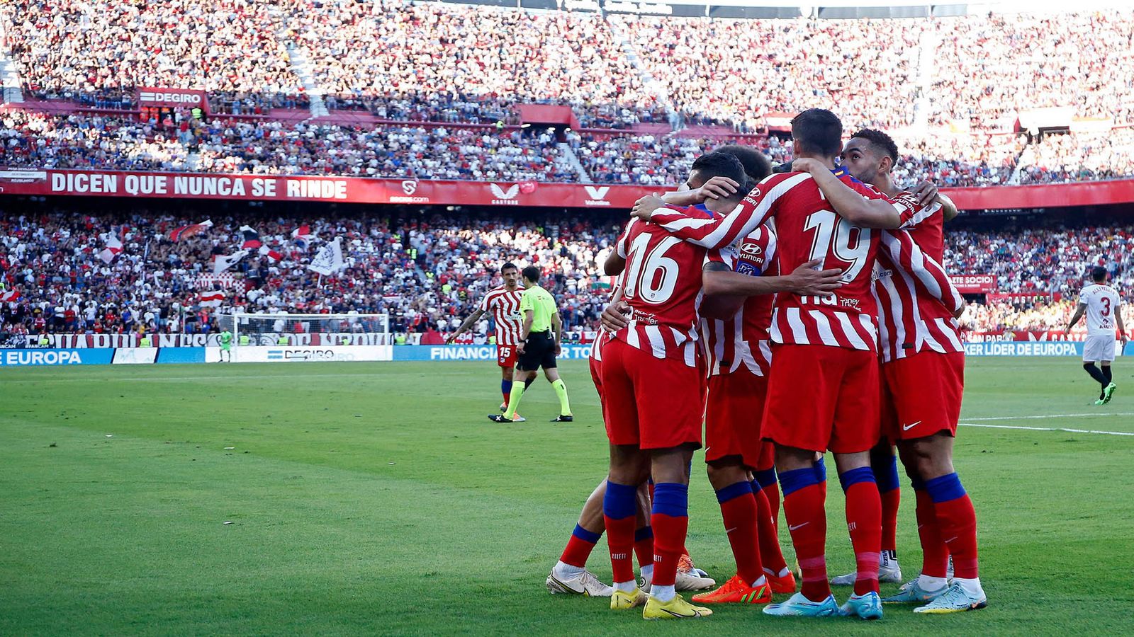 Atlético gana al Sevilla
