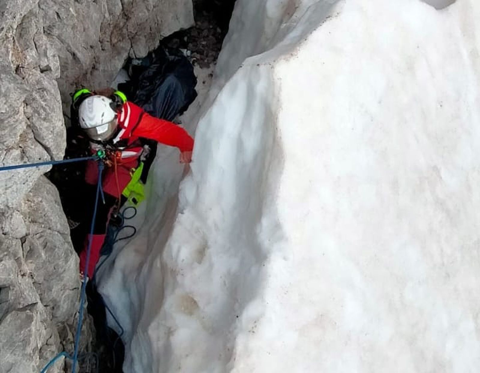 Rescate del cuerpo del montañero