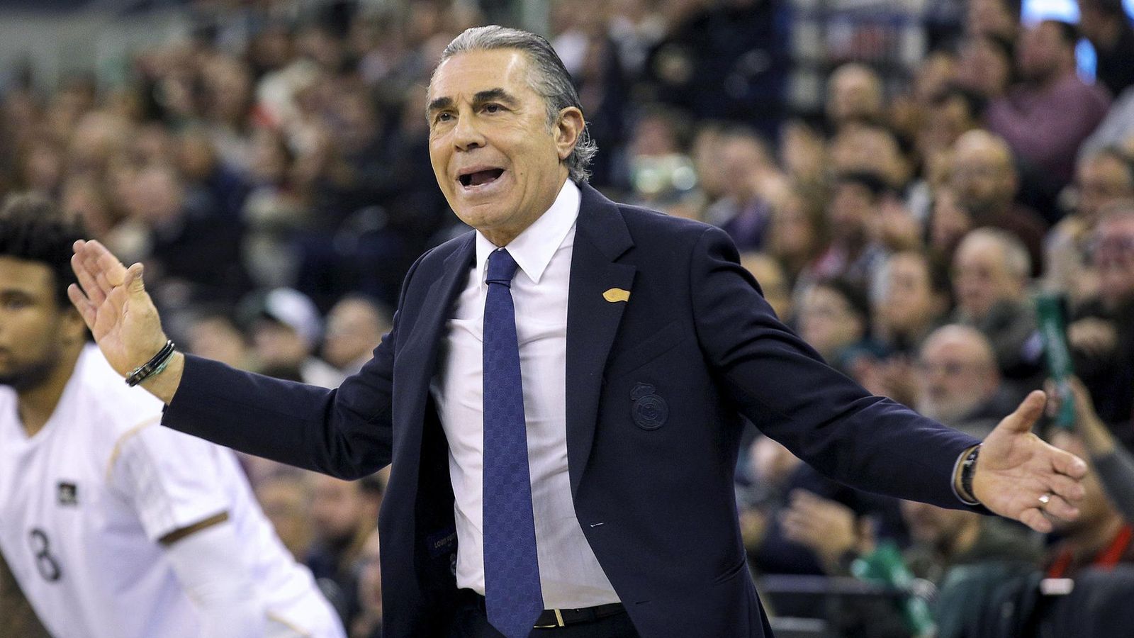 Scariolo: "Hay que llegar a un punto donde jugadores rindan al máximo jueguen más o menos"