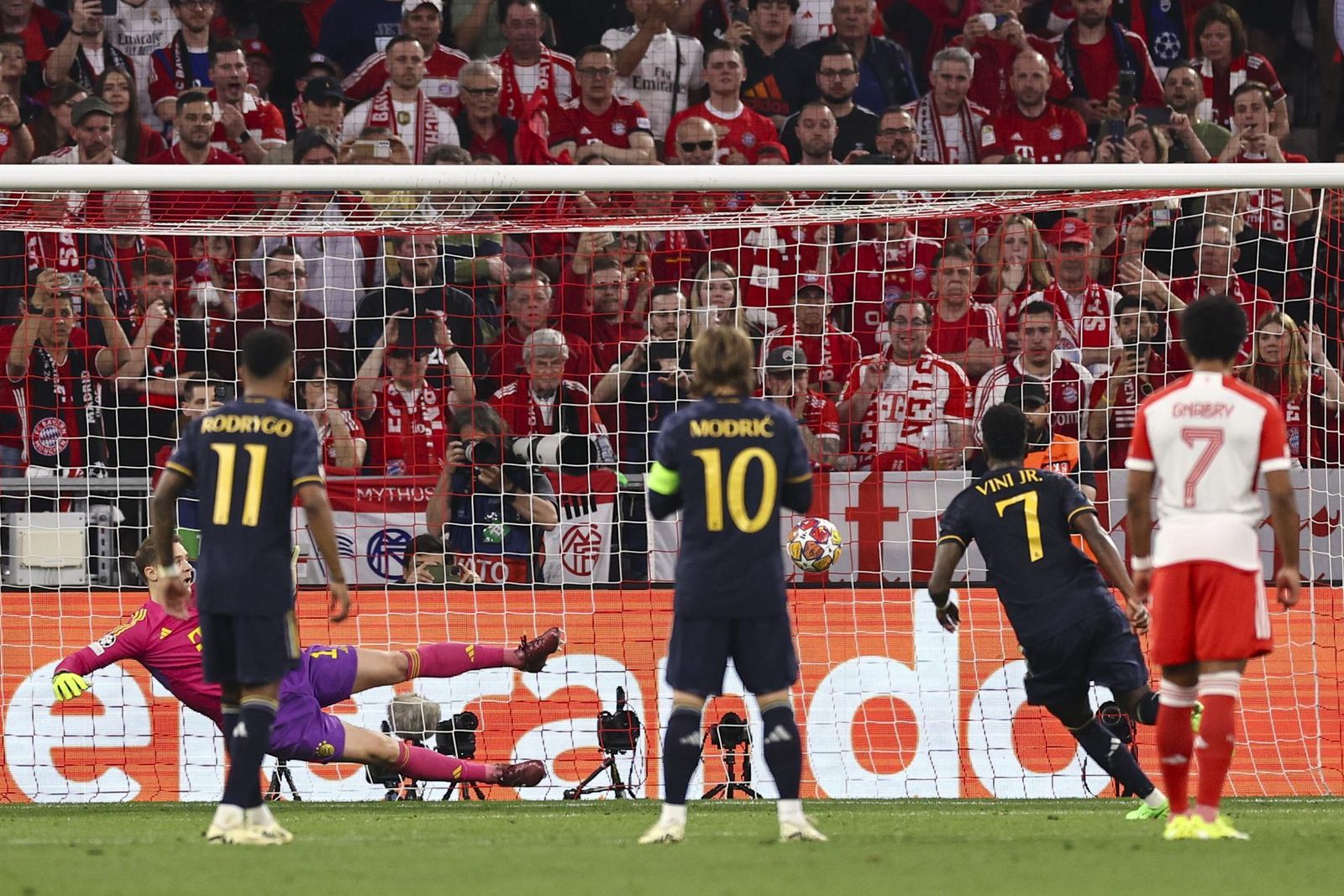 Vinicius ante el Bayern Munich