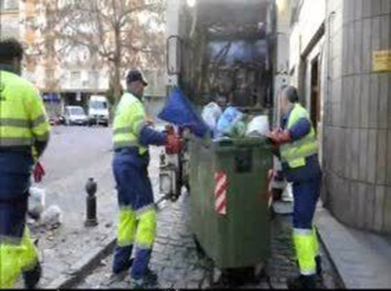 Desconvocada la huelga de basura en  Granada
