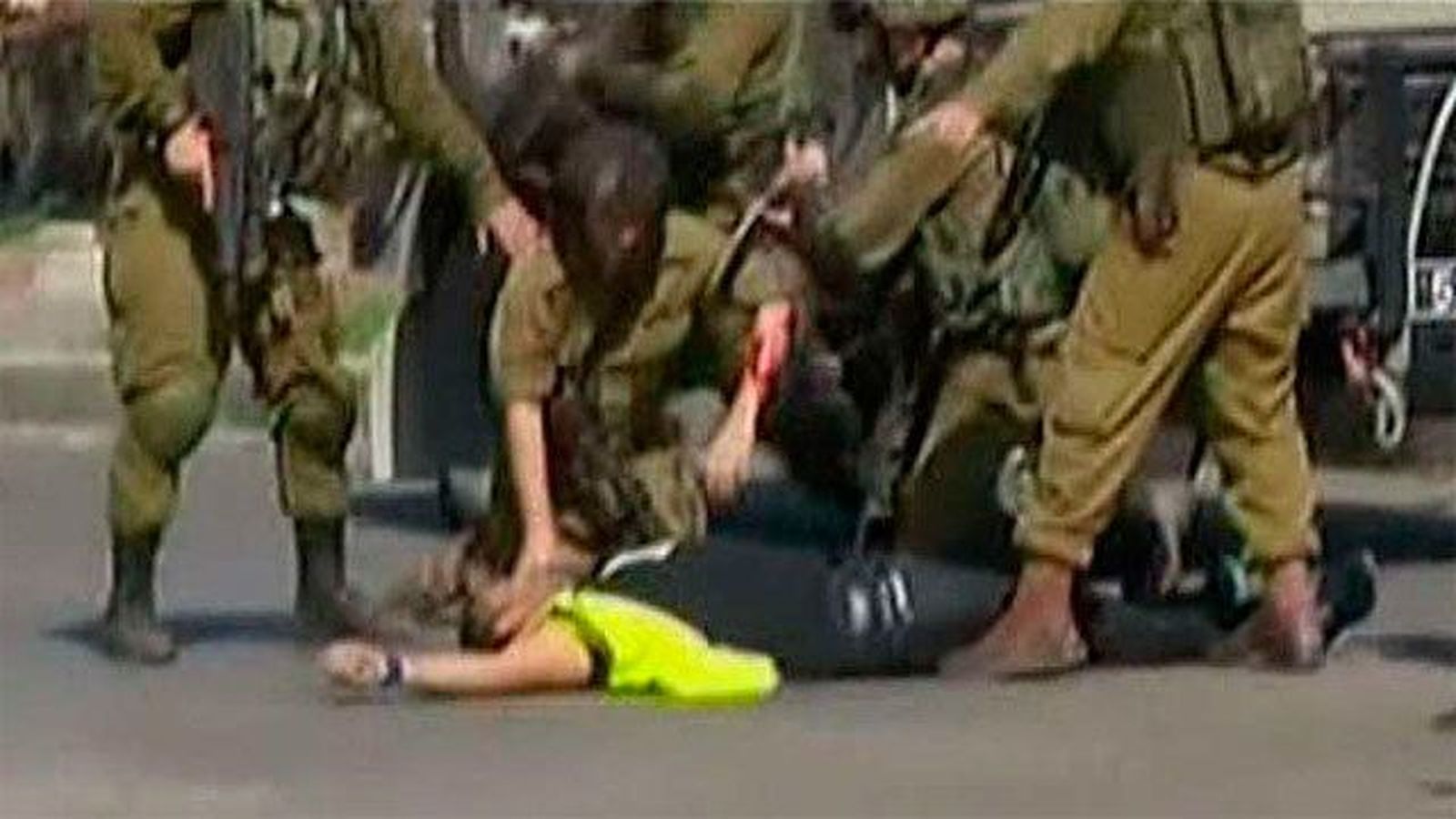 Un palestino muerto tras herir a un soldado israelí en un nuevo apuñalamiento en Hebrón