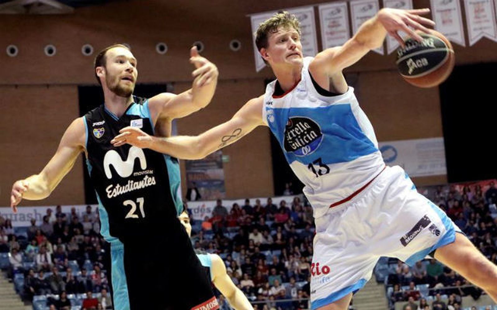Obradoiro - Estudiantes