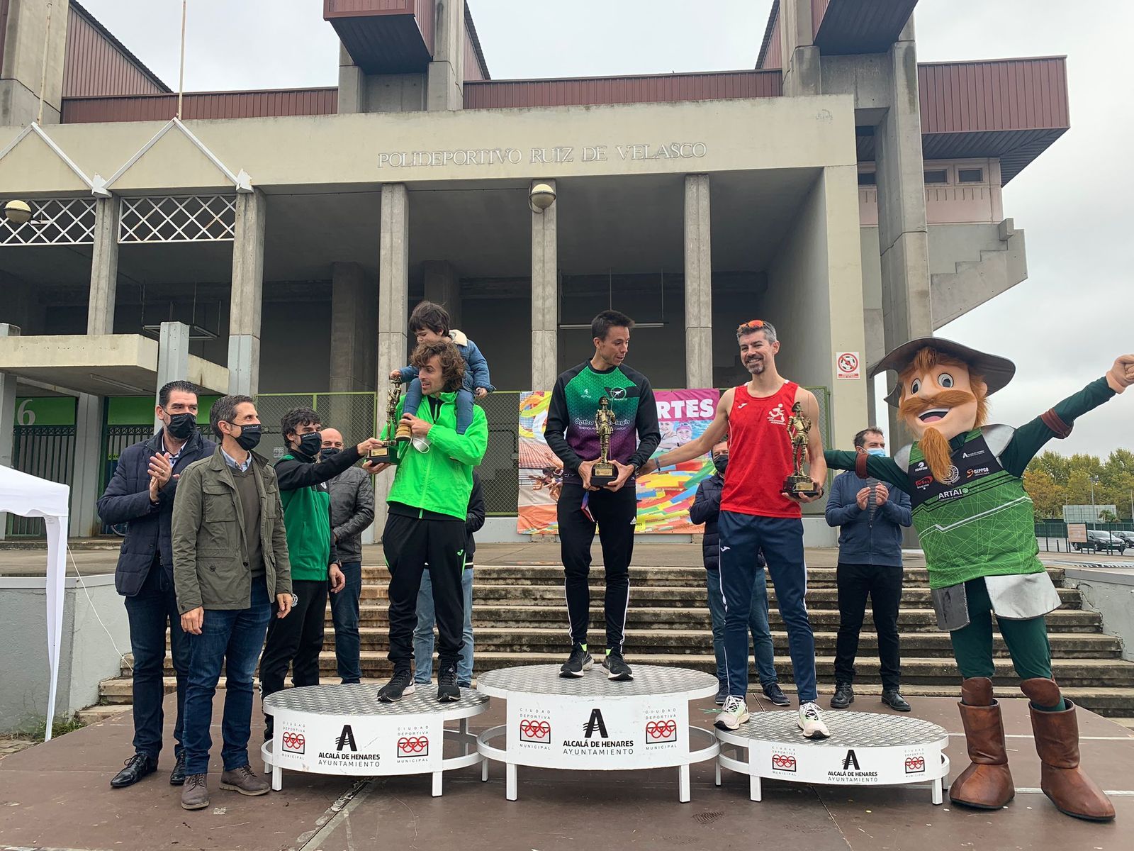 Podio masculino del 10K de Alcalá