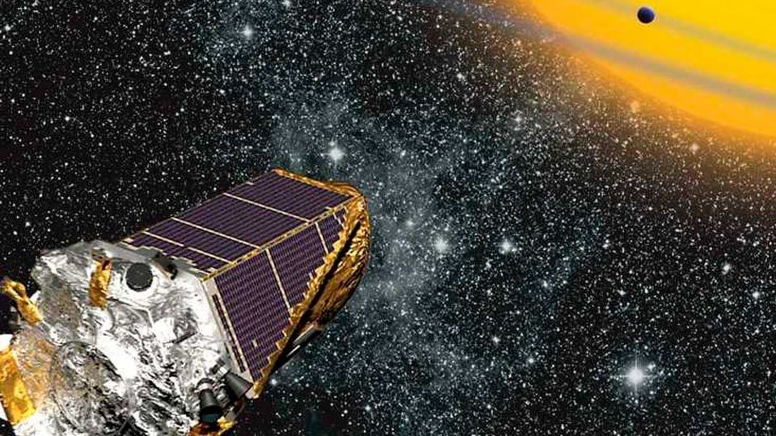 La nave espacial debe apuntar su gran antena a la Tierra y transmitir los datos durante el tiempo asignado de la Red de Espacio