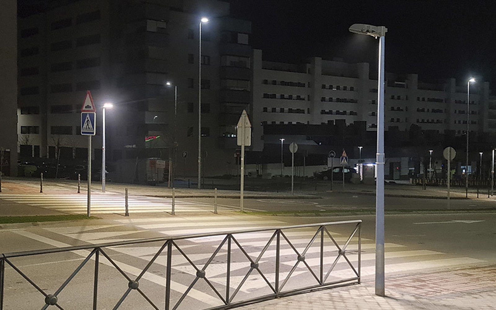 Paso de peatones en Rivas con iluminación adaptativa