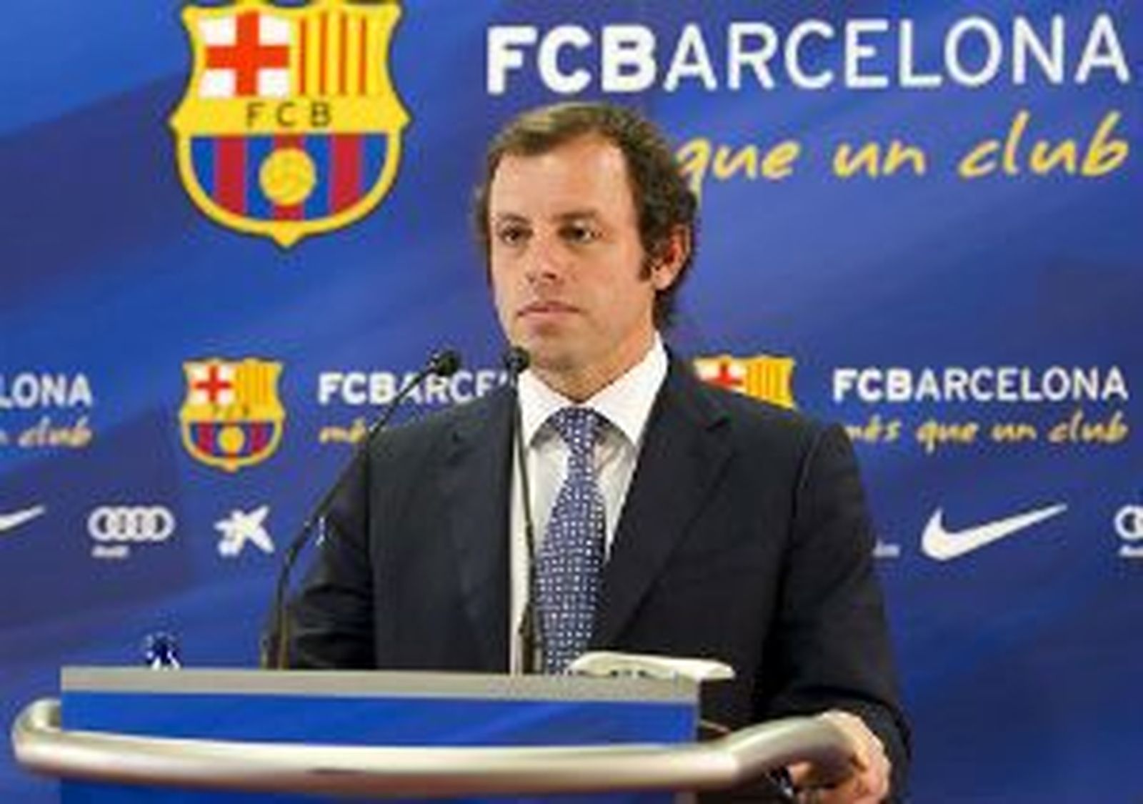 Rosell podría declarar como imputado por 'distraer' 40 millones