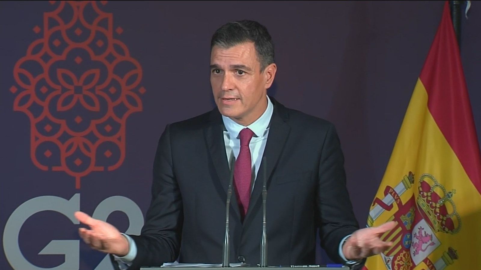 Sánchez no descarta modificar el delito de malversación pero pide esperar a la tramitación de enmiendas