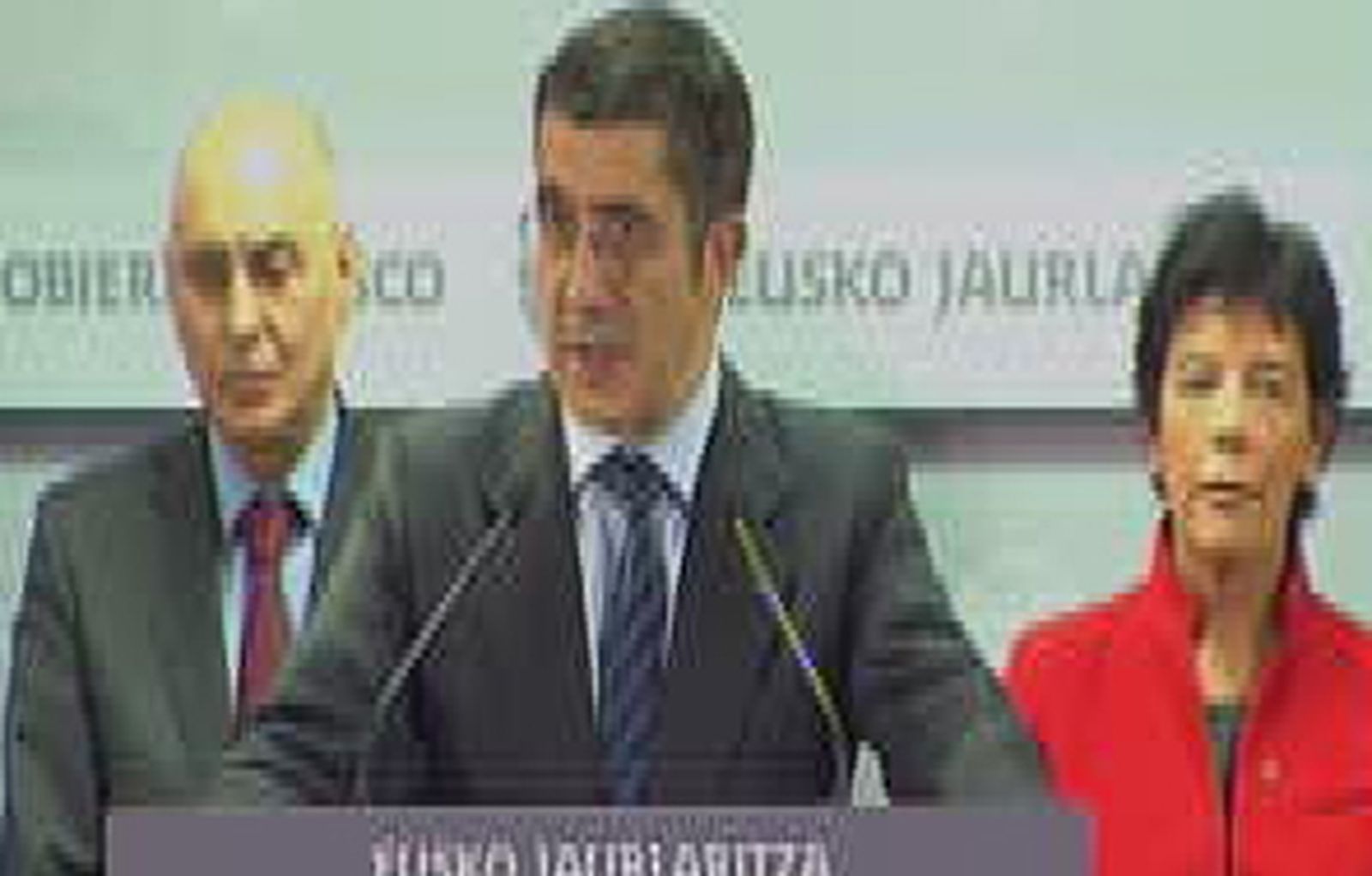 Patxi López comparece tras el comunicado de ETA
